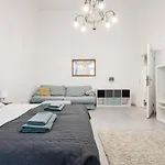Podi Apartment