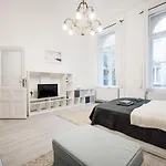 Podi Apartment