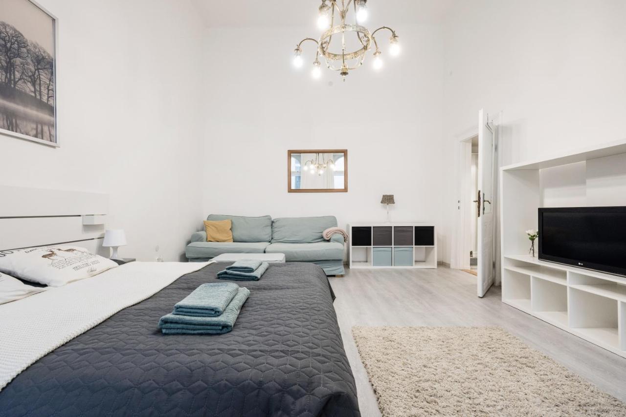 Apartament Podi *